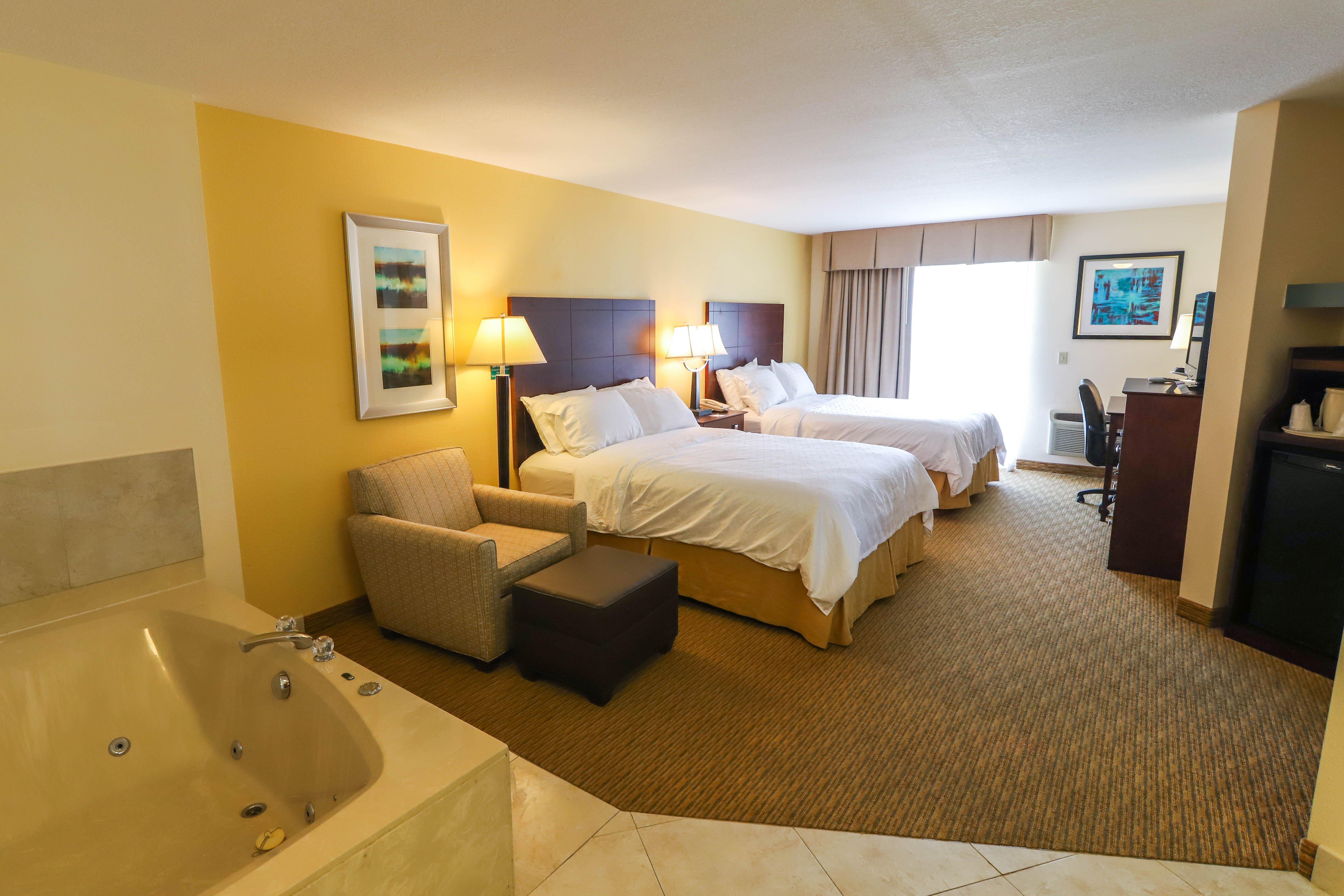 Holiday Inn Express St Ignace-Lake Central By Ihg Saint Ignace Buitenkant foto